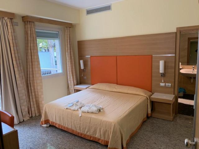Hotel Villa Doimo 利尼亚诺萨比亚多罗 客房 照片